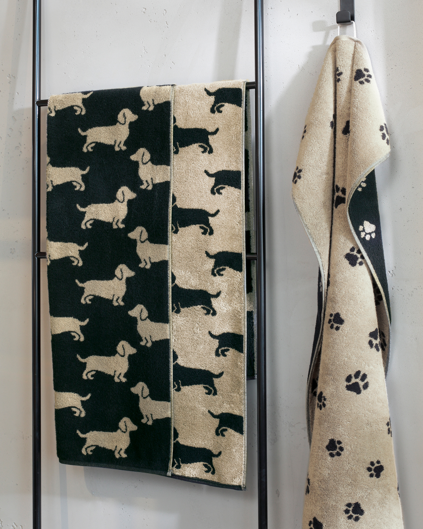 Cawö Home Geschirrtücher Cuisine WE LOVE DOGS Paws 6247 schwarz/beige - 93 - 50x70 cm