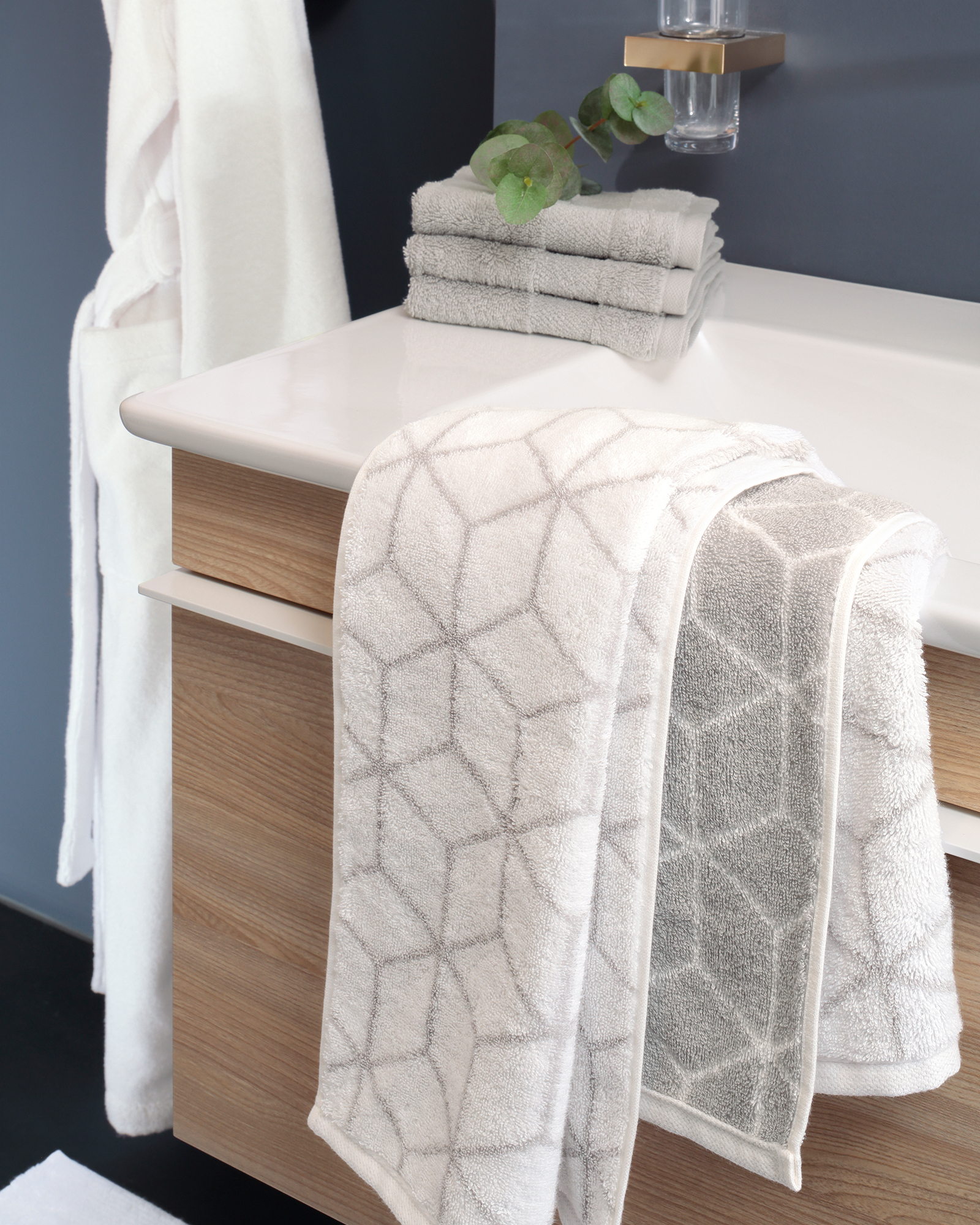 Villeroy & Boch Handtücher Coordinates Carré 2557 - Farbe: brilliant white - 76 - Duschtuch 80x150 cm