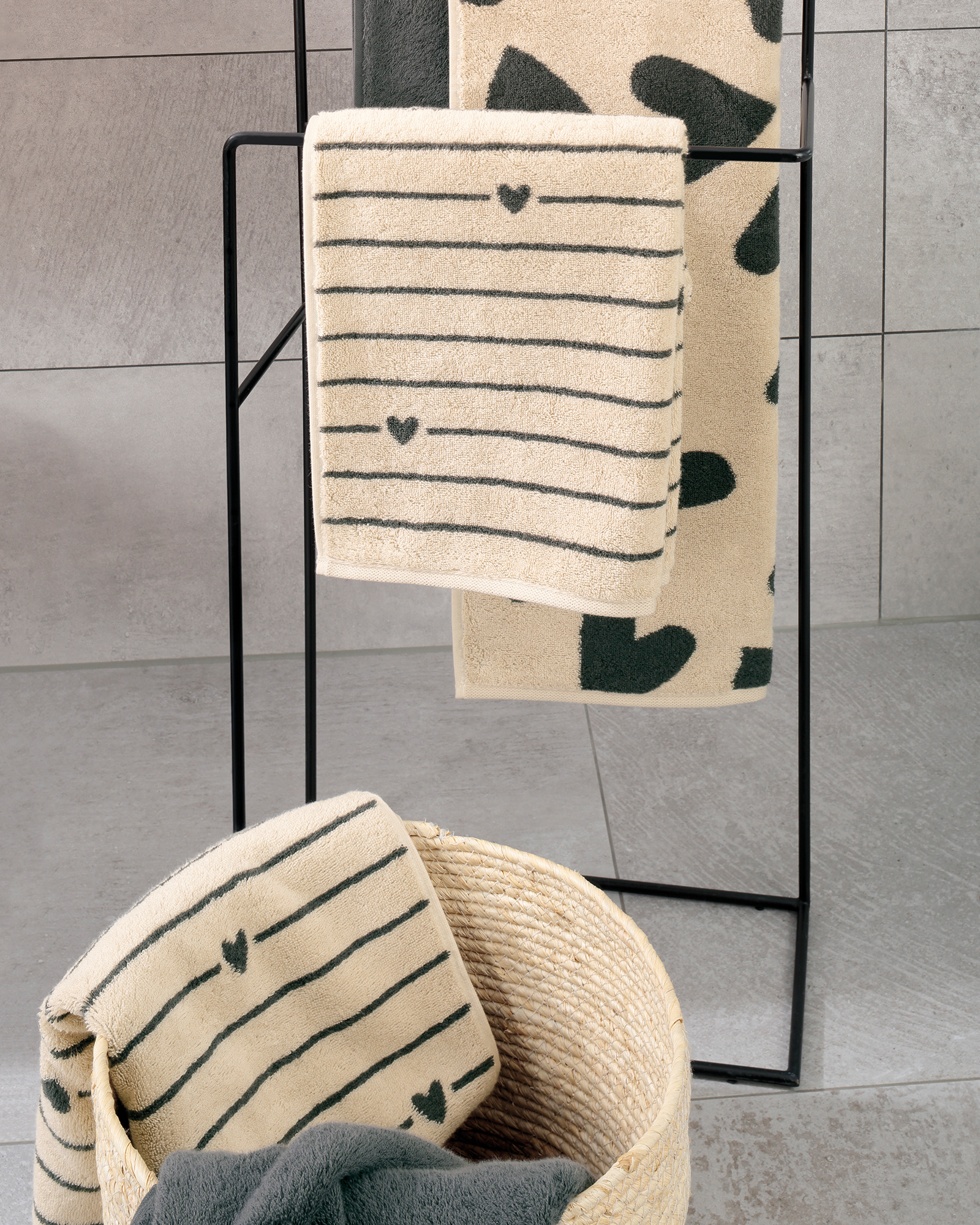 Cawö Seiftücher Heart Beats You & Me 6285 3er Set natur/basalt - 37 - Seiflappen 30x30 cm