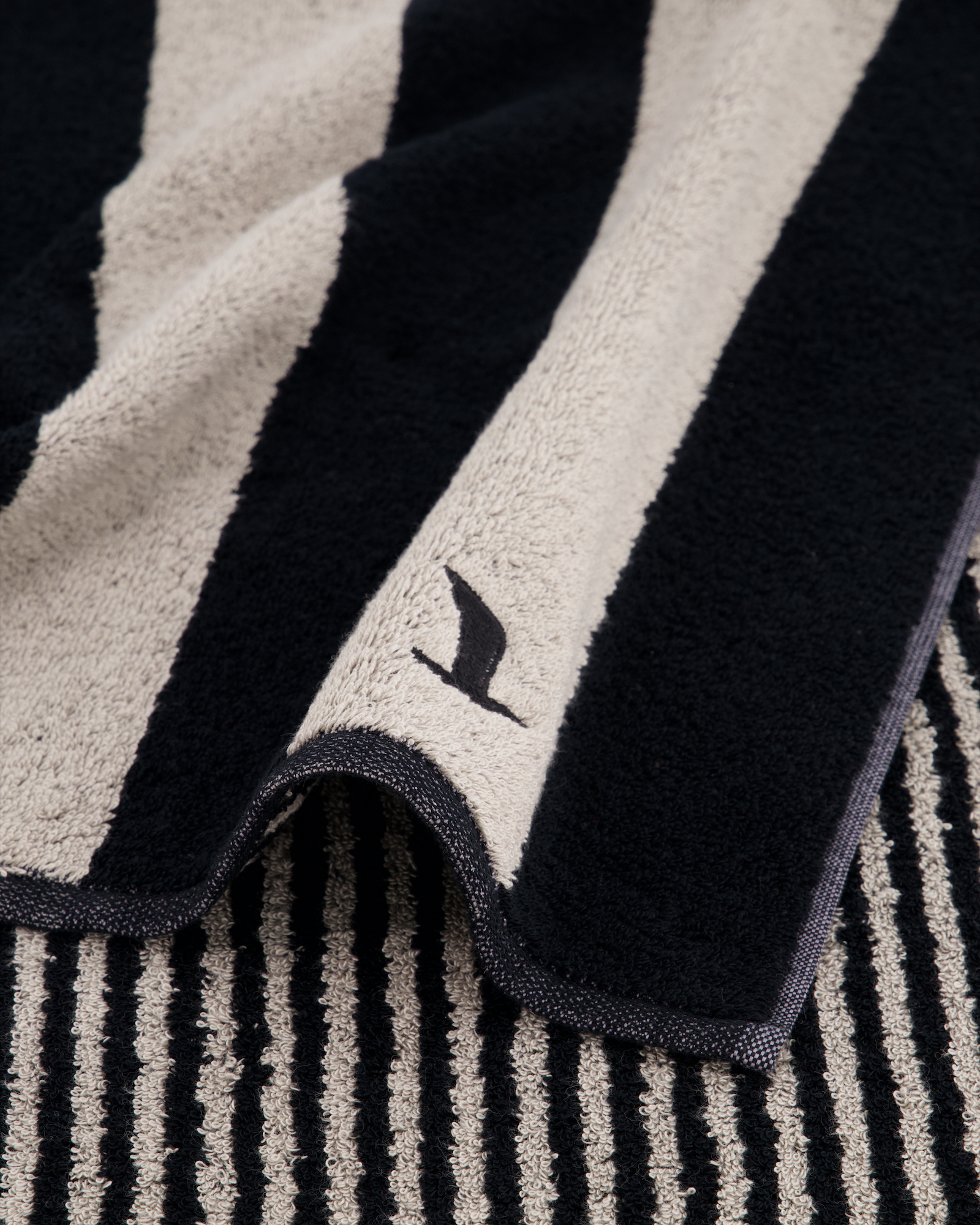 Möve Handtücher Superwuschel Blockstreifen black/cashmere - 082