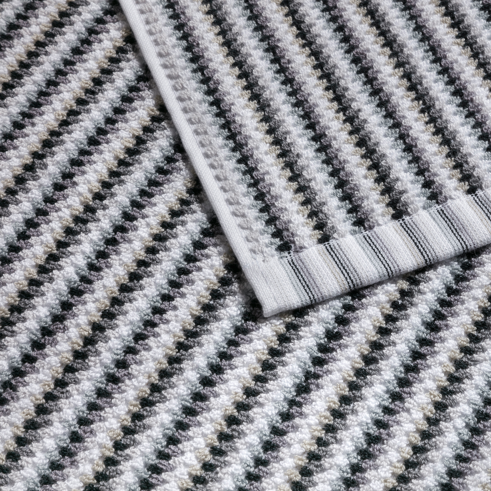 Möve Handtücher Bliss Bunt silver/black - 081