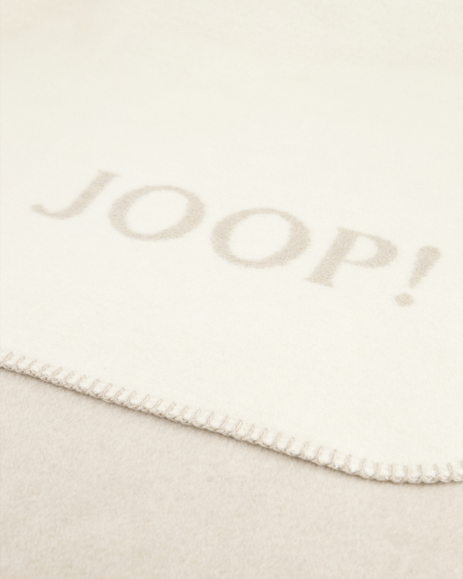 JOOP! Wohndecke Uni-Doubleface - Größe: 150x200 cm - Farbe: Sand-Pergament