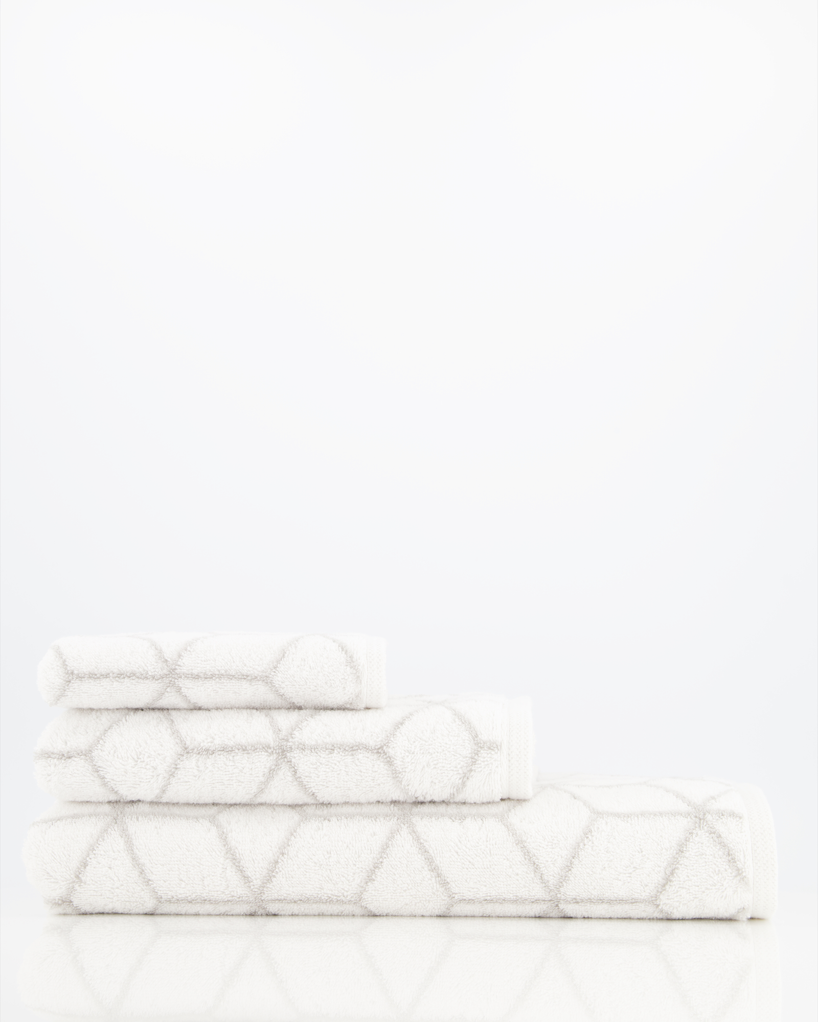 Villeroy & Boch Handtücher Coordinates Carré 2557 - Farbe: brilliant white - 76 - Duschtuch 80x150 cm
