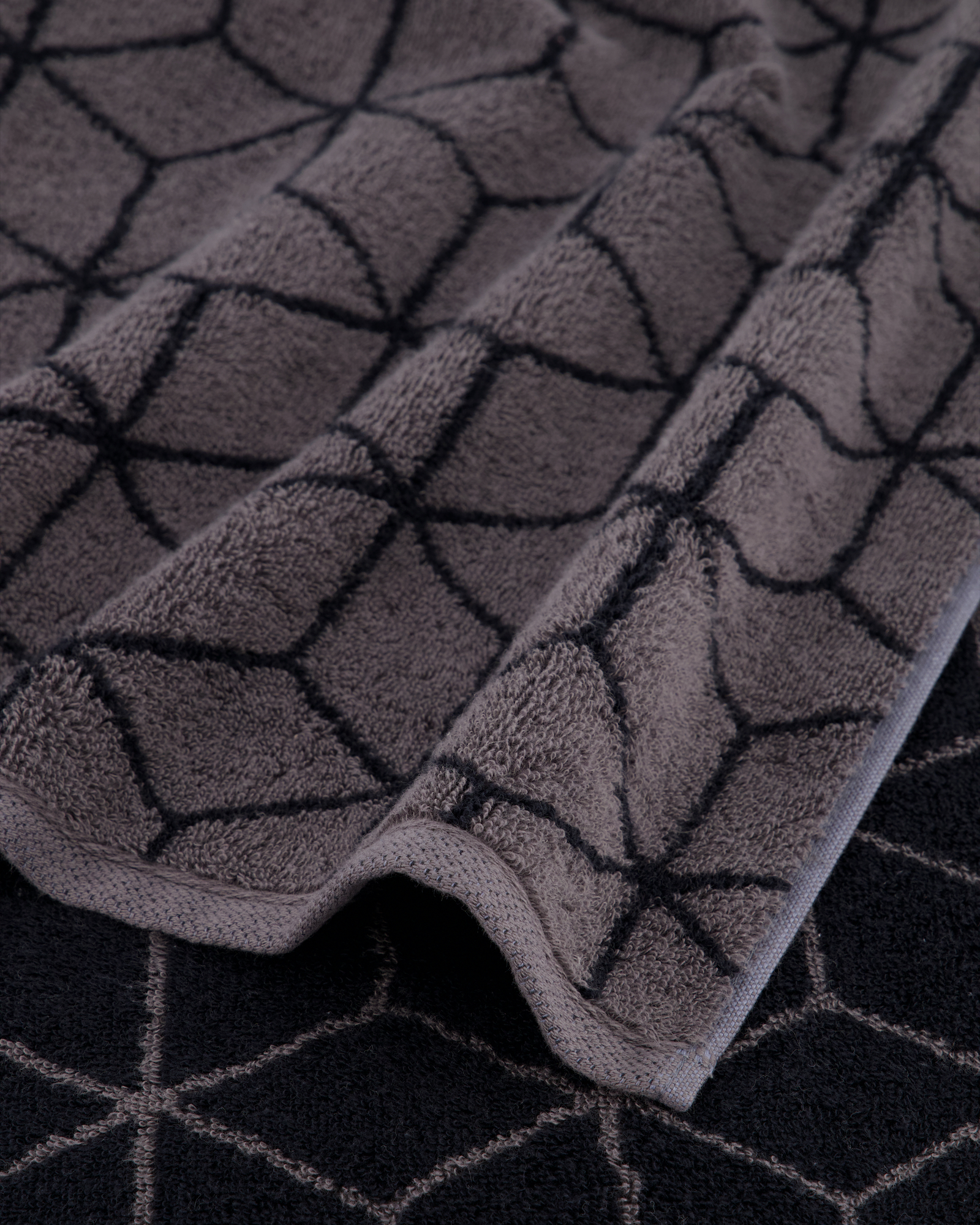 Villeroy & Boch Handtücher Coordinates Carré 2557 - Farbe: graphite - 79 - Duschtuch 80x150 cm